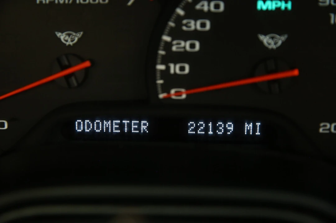 1997 Chevrolet Corvette C5 - Image 8 of 31