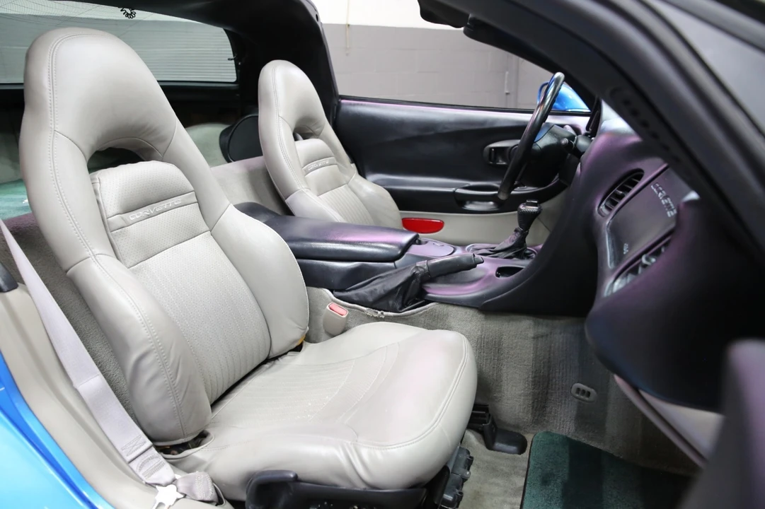 1997 Chevrolet Corvette C5 - Image 12 of 31