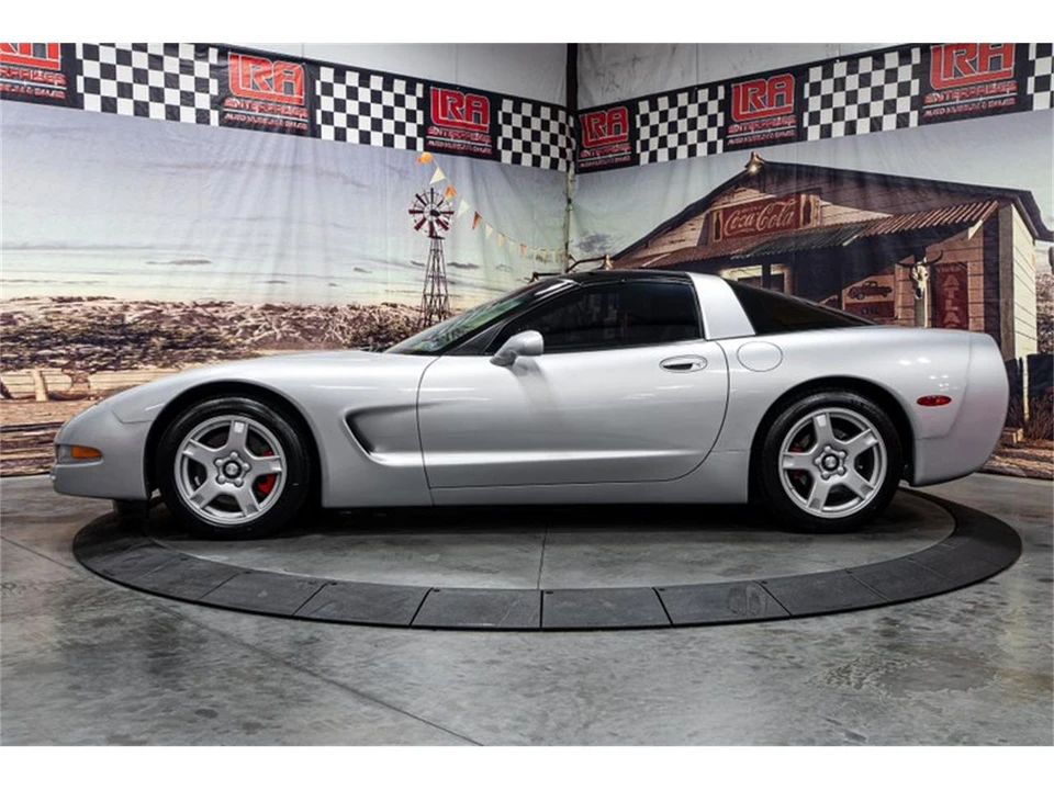 1997 Chevrolet Corvette C5 - Image 4 of 28