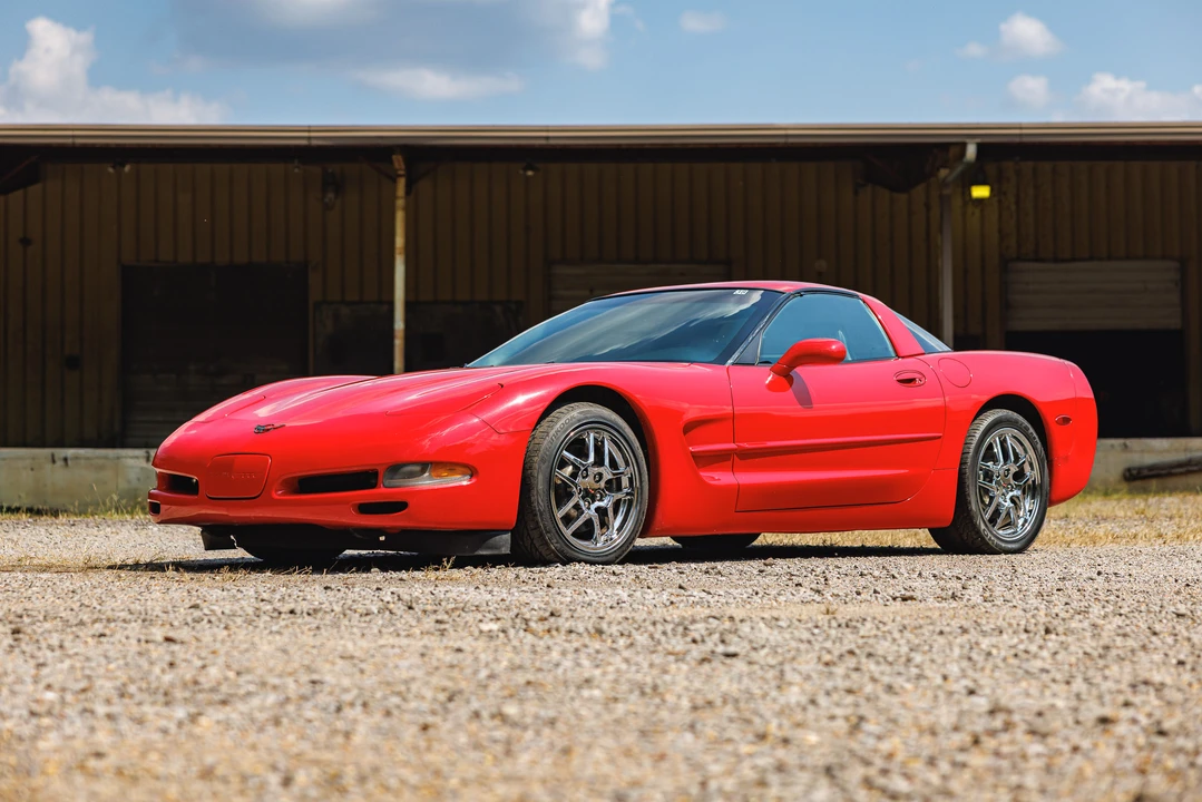 1997 Chevrolet Corvette C5 - Image 2 of 31