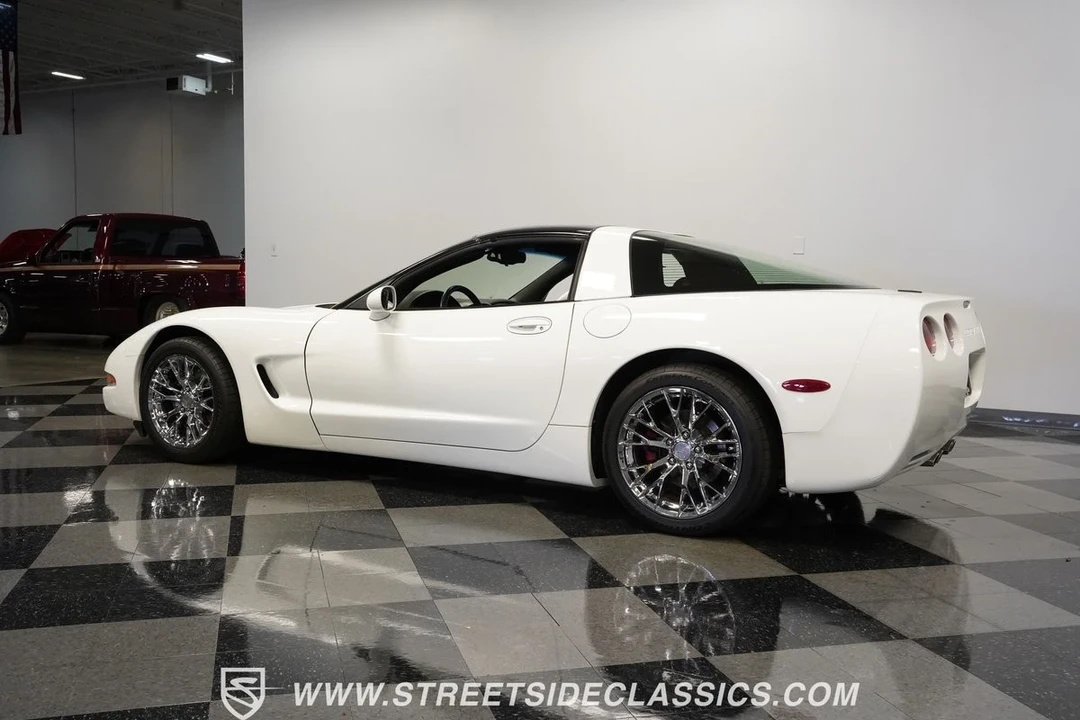 1997 Chevrolet Corvette C5 - Image 9 of 12