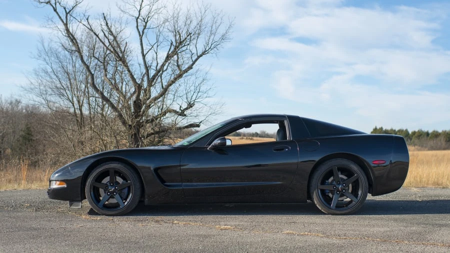 1997 Chevrolet Corvette C5 - Image 2 of 12