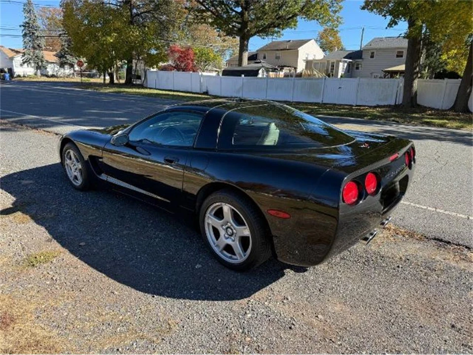 1997 Chevrolet Corvette C5 - Image 3 of 16