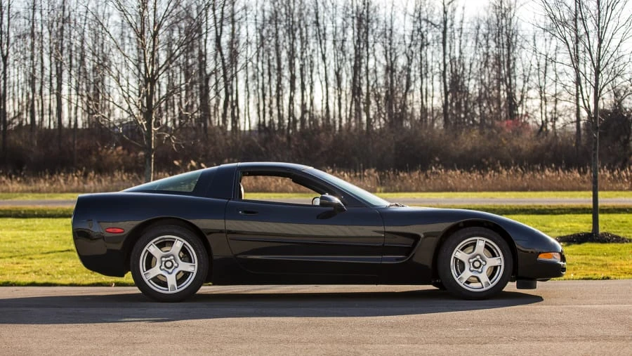 1997 Chevrolet Corvette C5 - Image 8 of 31