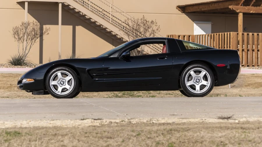 1997 Chevrolet Corvette C5 - Image 2 of 28