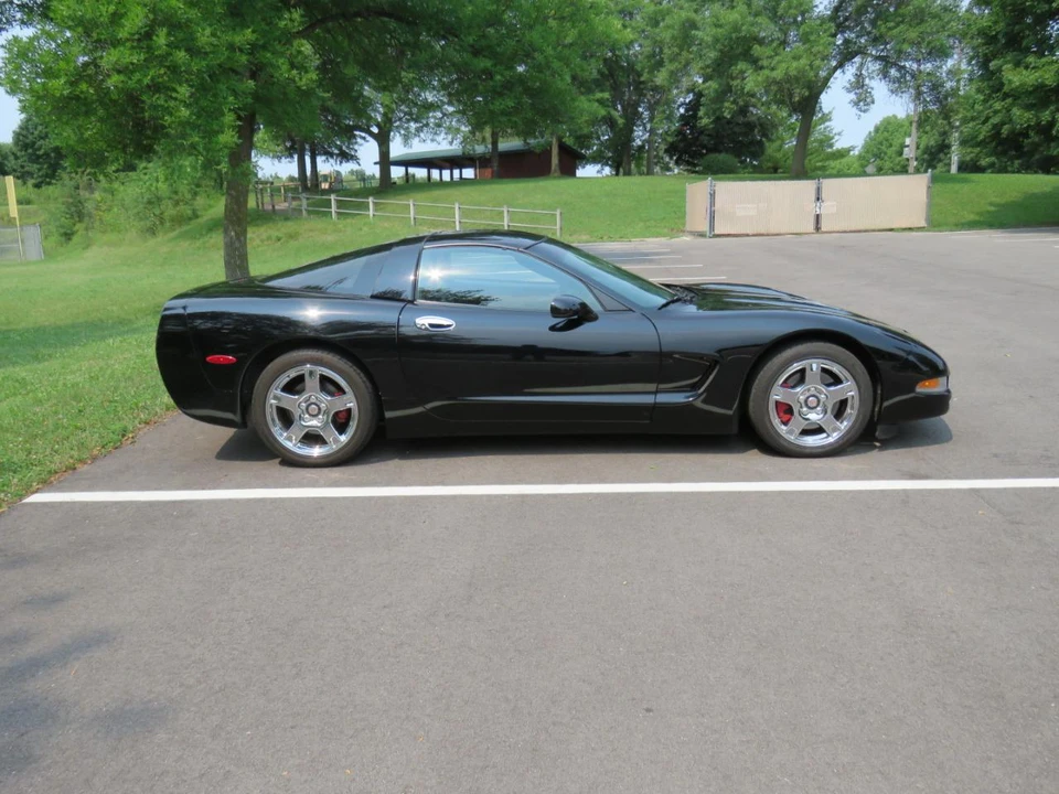 1997 Chevrolet Corvette C5 - Image 6 of 24