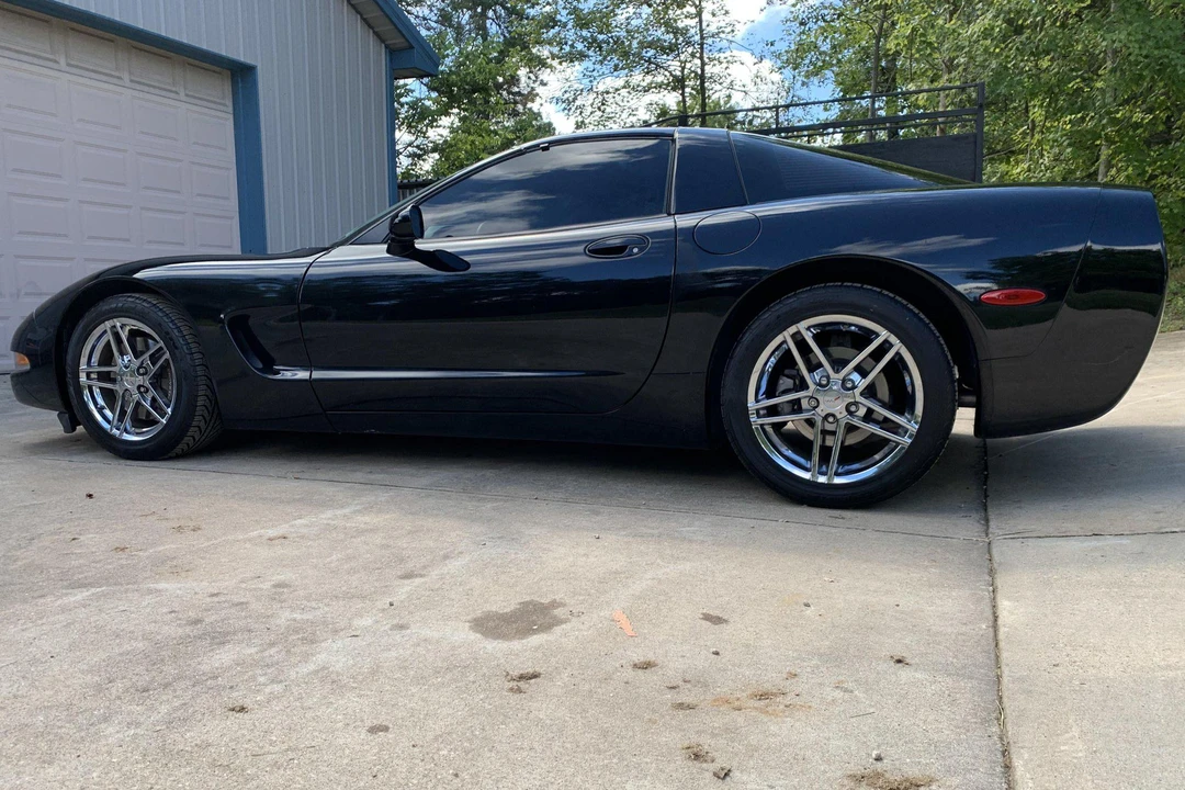 1997 Chevrolet Corvette C5 - Image 8 of 31