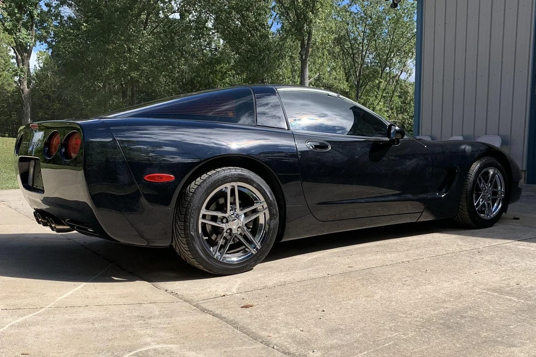 1997 Chevrolet Corvette C5 - Image 15 of 31