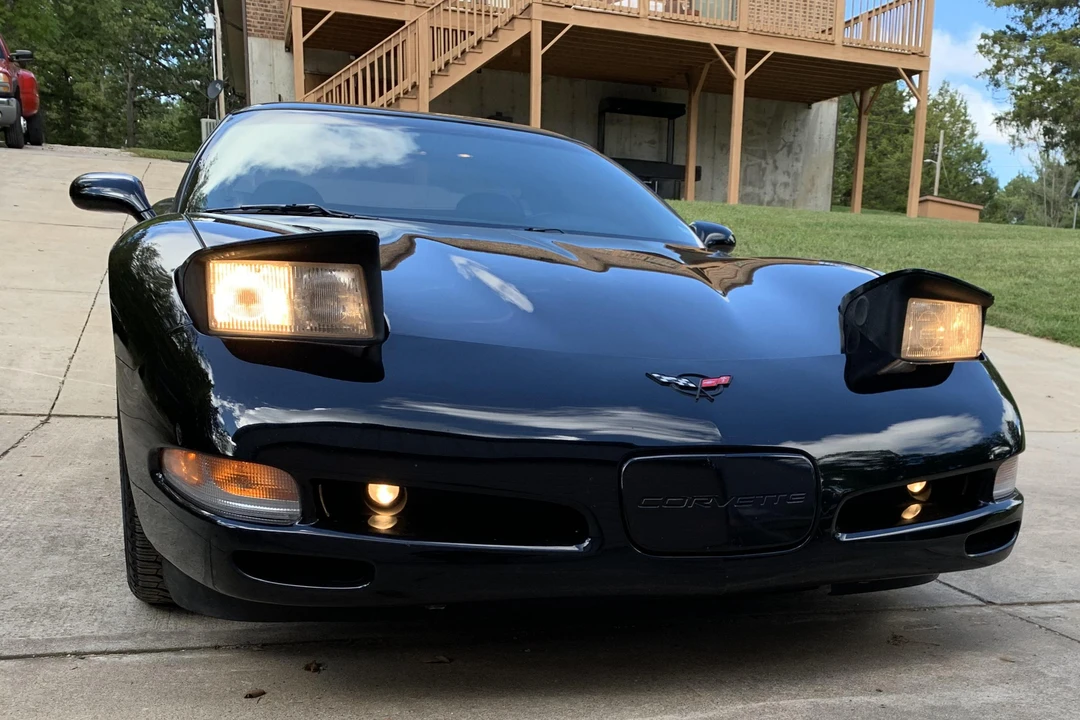 1997 Chevrolet Corvette C5 - Image 2 of 31
