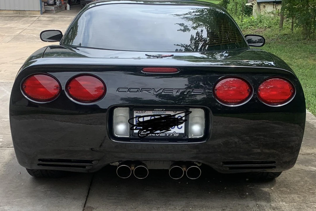 1997 Chevrolet Corvette C5 - Image 11 of 31