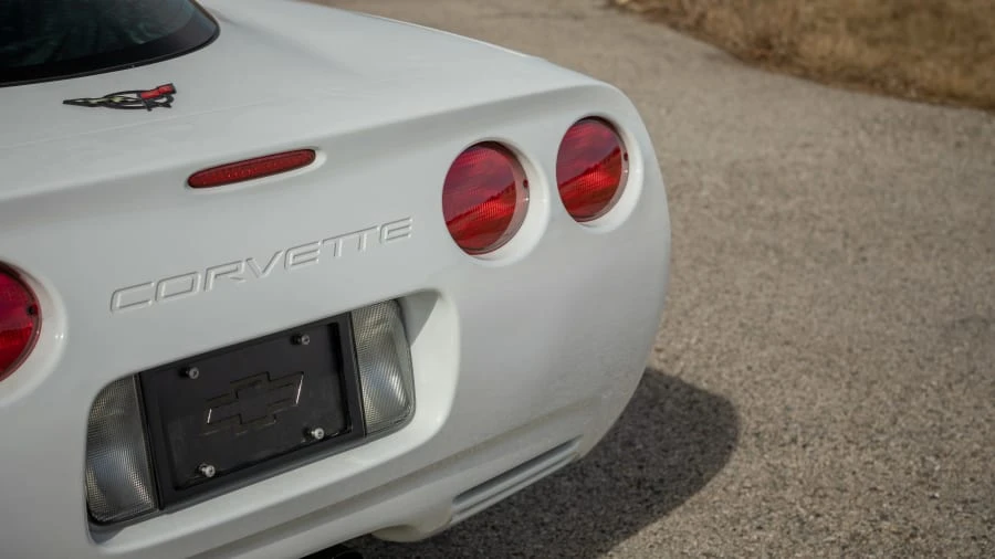 1997 Chevrolet Corvette C5 - Image 10 of 18