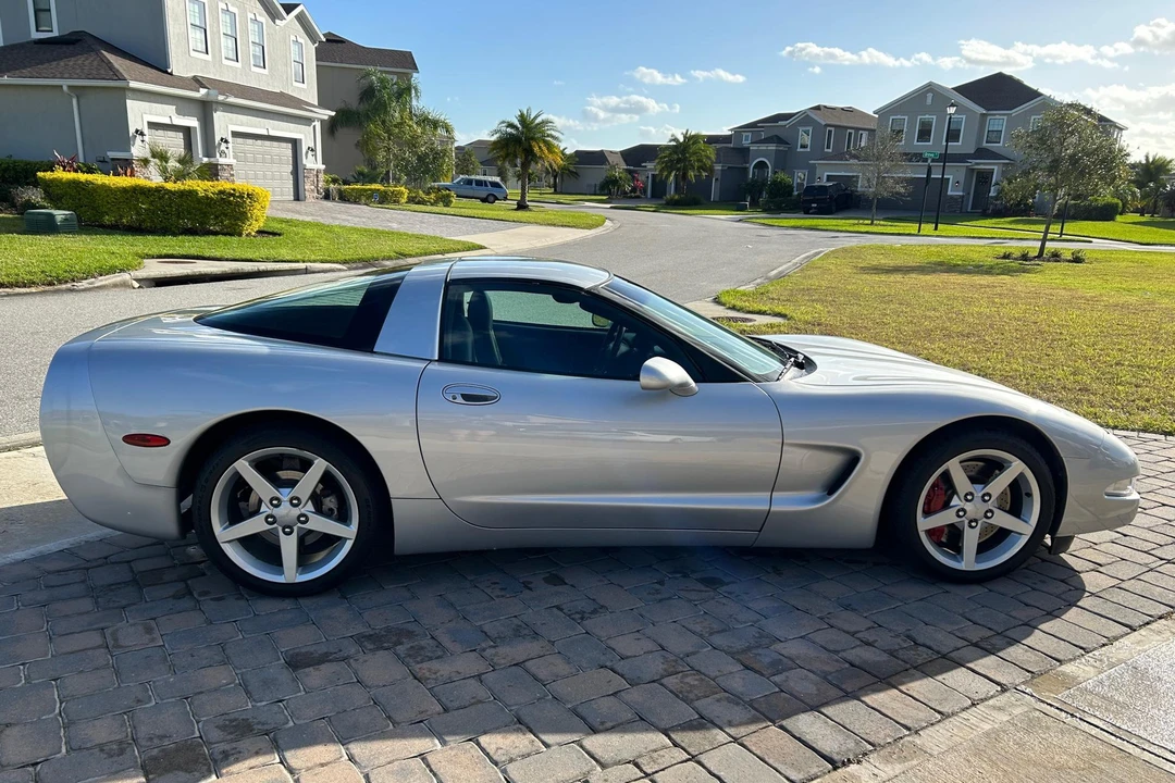 1997 Chevrolet Corvette C5 - Image 3 of 31