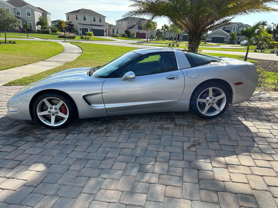 1997 Chevrolet Corvette C5 - Image 10 of 31