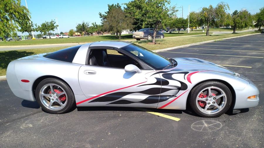 1997 Chevrolet Corvette C5 - Image 2 of 13