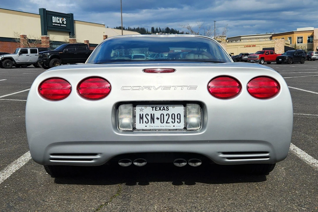 1997 Chevrolet Corvette C5 - Image 5 of 31