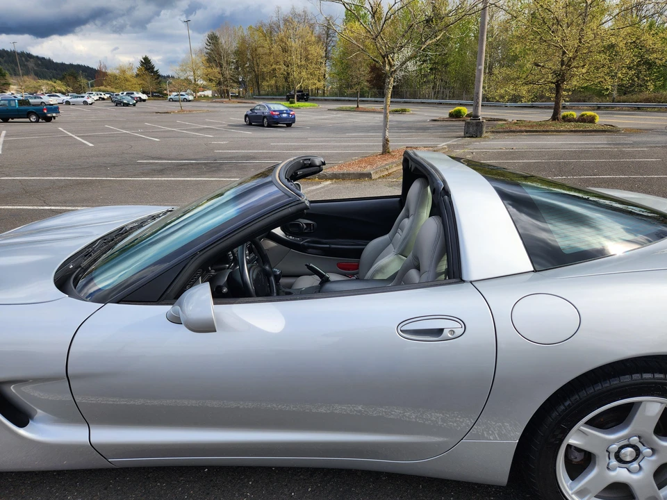 1997 Chevrolet Corvette C5 - Image 14 of 31