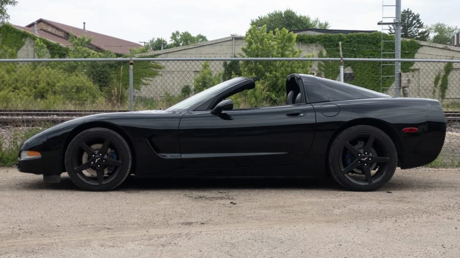 1997 Chevrolet Corvette C5 - Image 2 of 11