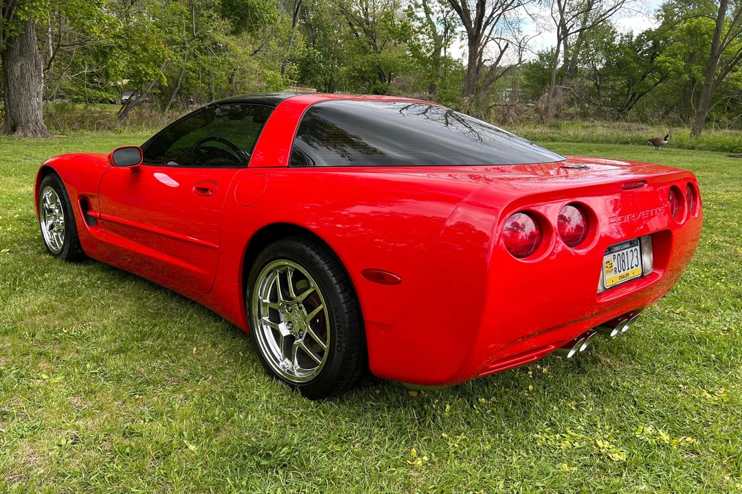 1997 Chevrolet Corvette C5 - Image 4 of 31