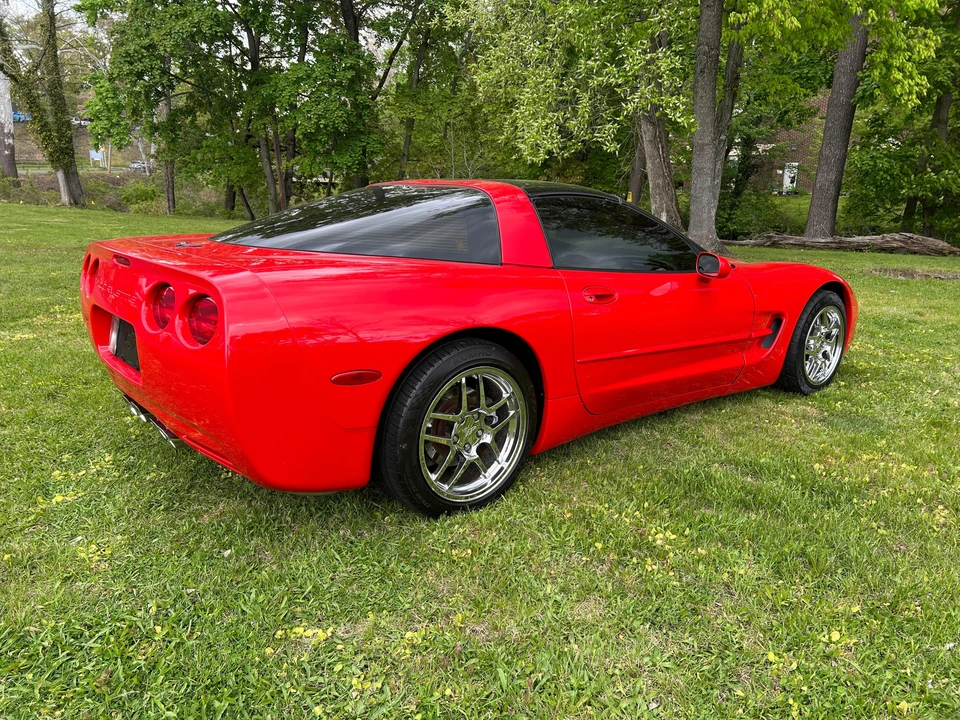 1997 Chevrolet Corvette C5 - Image 9 of 31