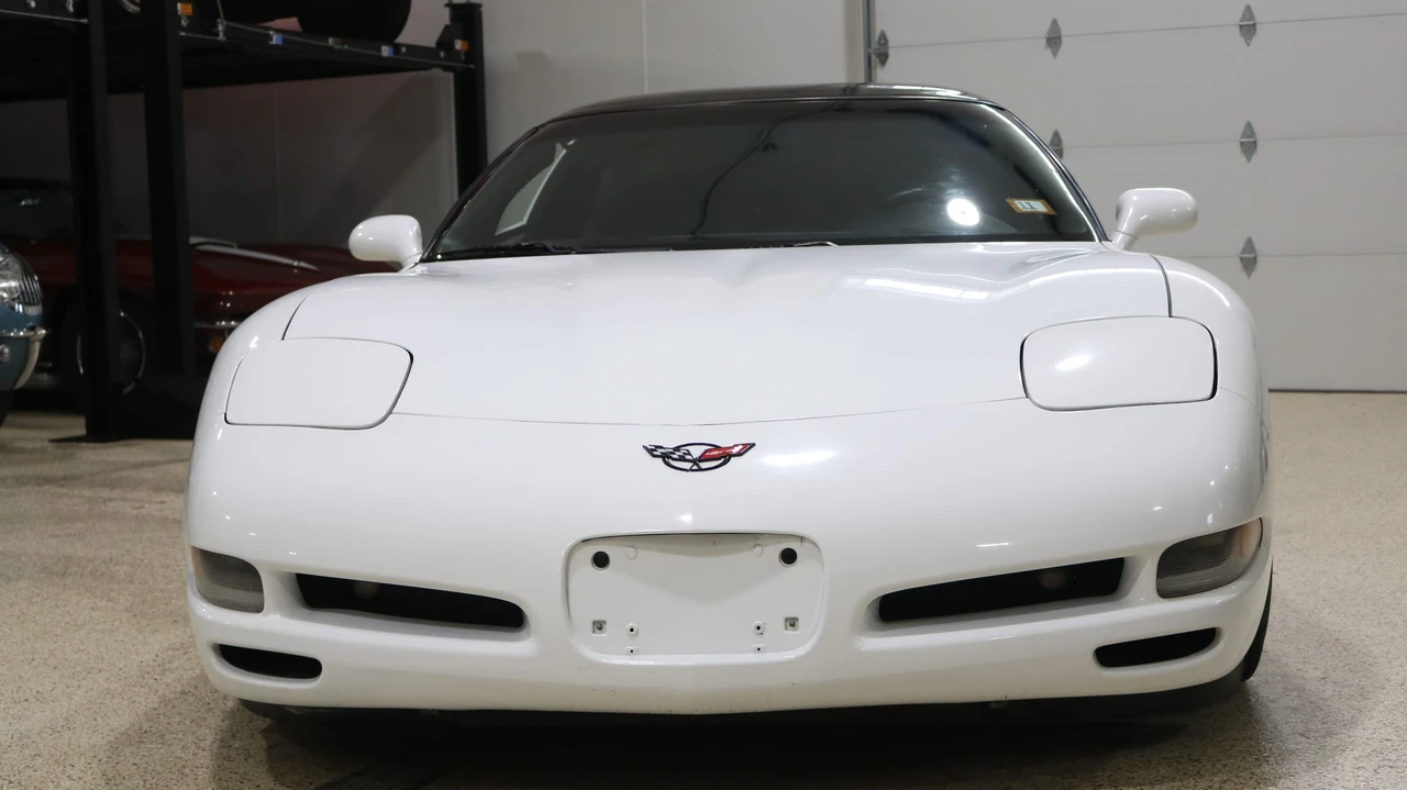 1997 Chevrolet Corvette C5 - Image 6 of 31
