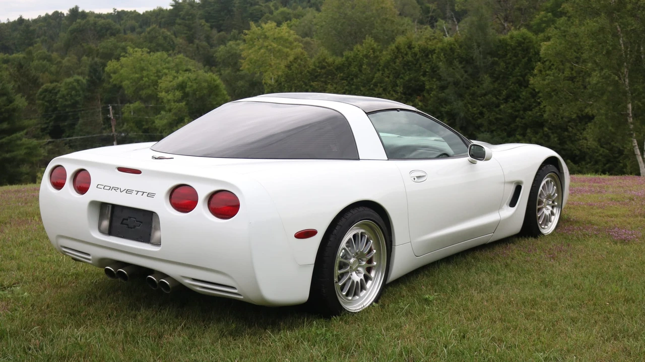 1997 Chevrolet Corvette C5 - Image 15 of 31