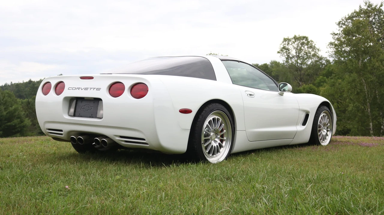 1997 Chevrolet Corvette C5 - Image 16 of 31