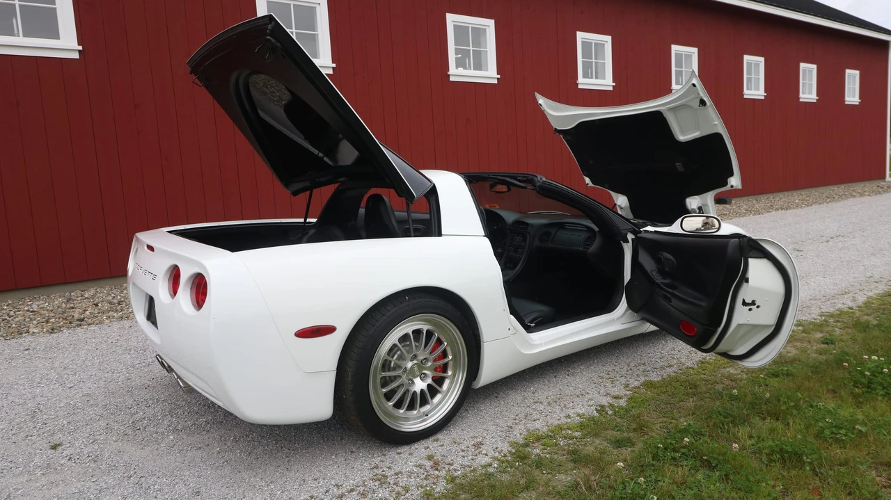 1997 Chevrolet Corvette C5 - Image 27 of 31
