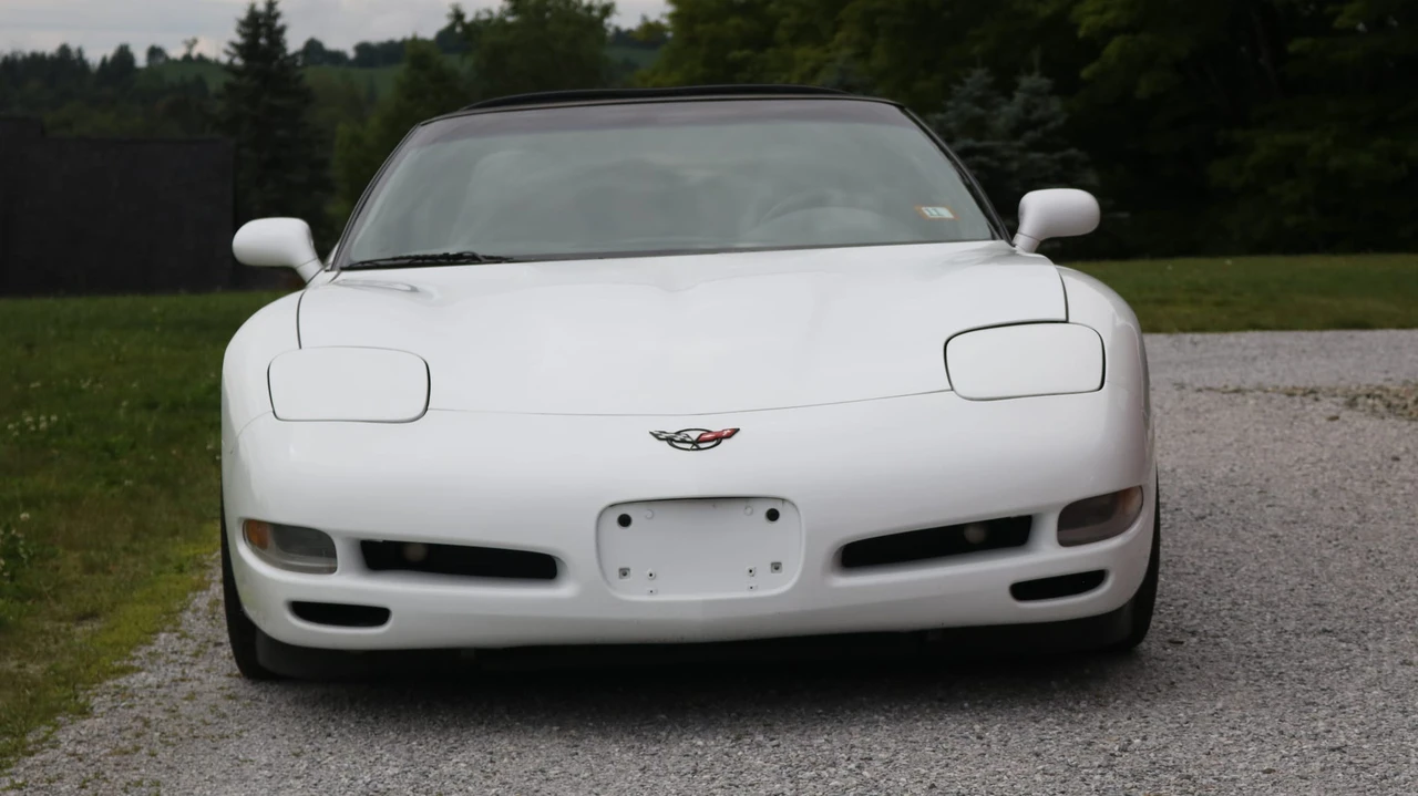 1997 Chevrolet Corvette C5 - Image 8 of 31