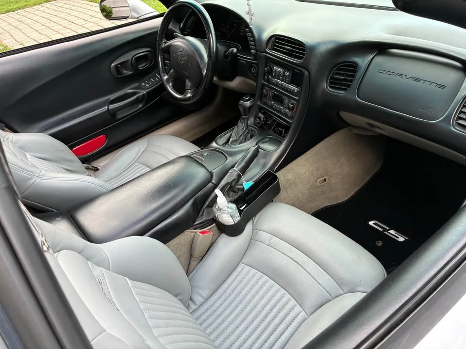 1997 Chevrolet Corvette C5 - Image 12 of 20