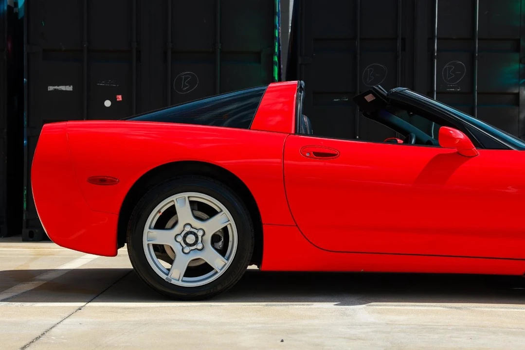 1997 Chevrolet Corvette C5 - Image 23 of 31