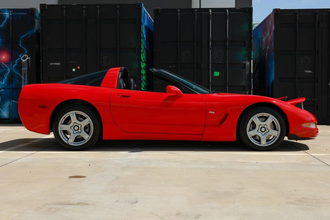 1997 Chevrolet Corvette C5 - Image 14 of 31