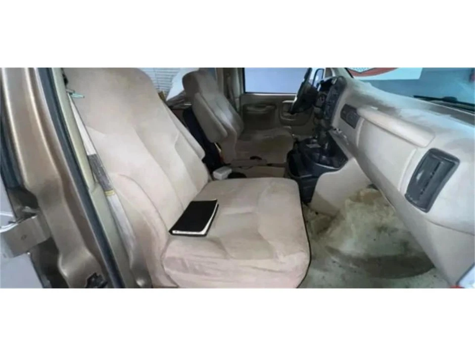 1997 Chevrolet Express - Image 3 of 5