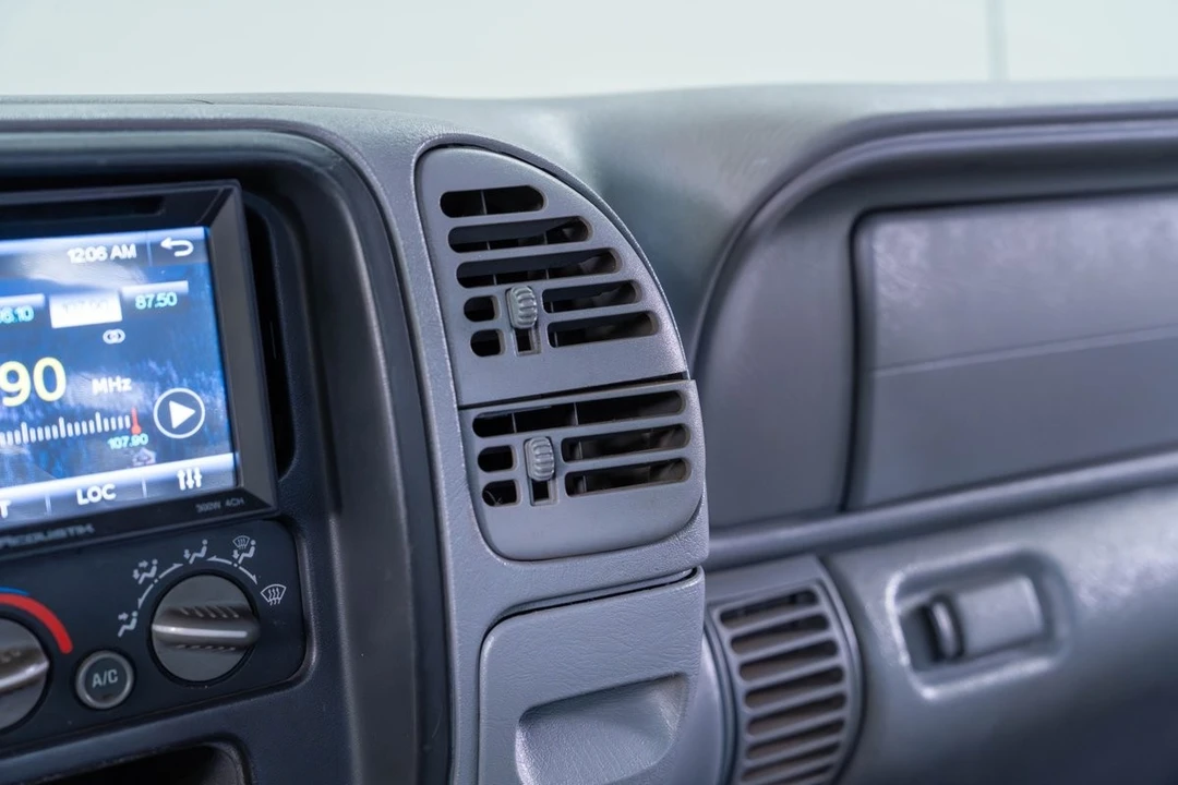 1997 Chevrolet C/K 4th Gen - Image 20 of 21