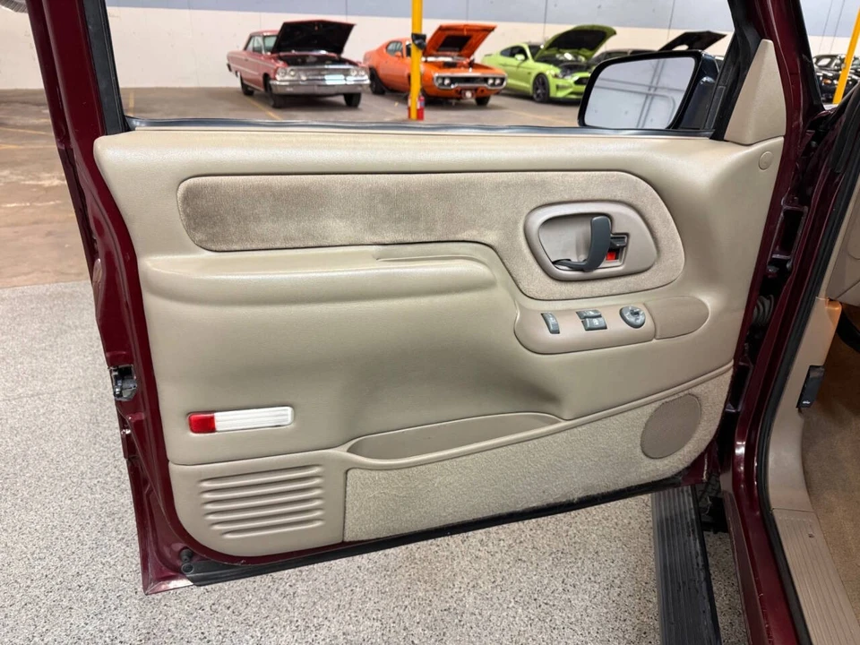 1997 Chevrolet C/K 4th Gen - Image 11 of 21