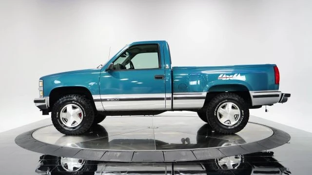 1997 Chevrolet C/K 4th Gen - Image 4 of 21