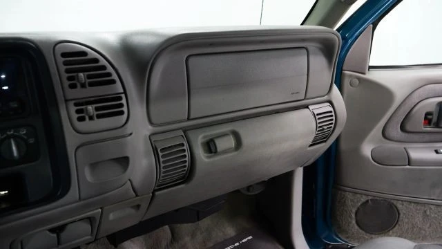 1997 Chevrolet C/K 4th Gen - Image 19 of 21