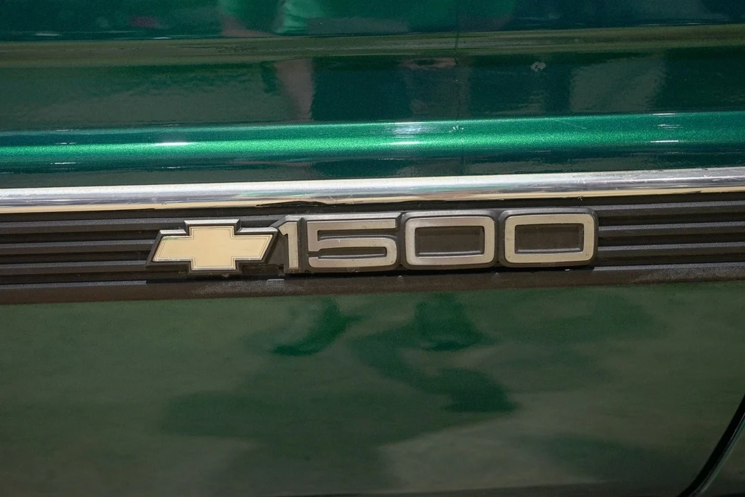 1997 Chevrolet C/K 4th Gen - Image 28 of 31