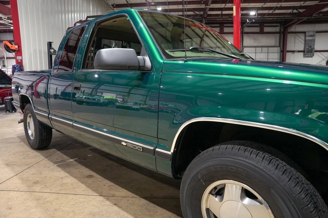 1997 Chevrolet C/K 4th Gen - Image 15 of 31