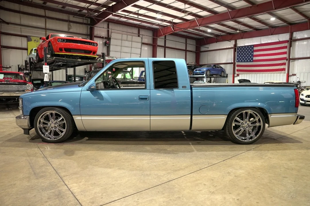 1997 Chevrolet C/K 4th Gen - Image 4 of 31