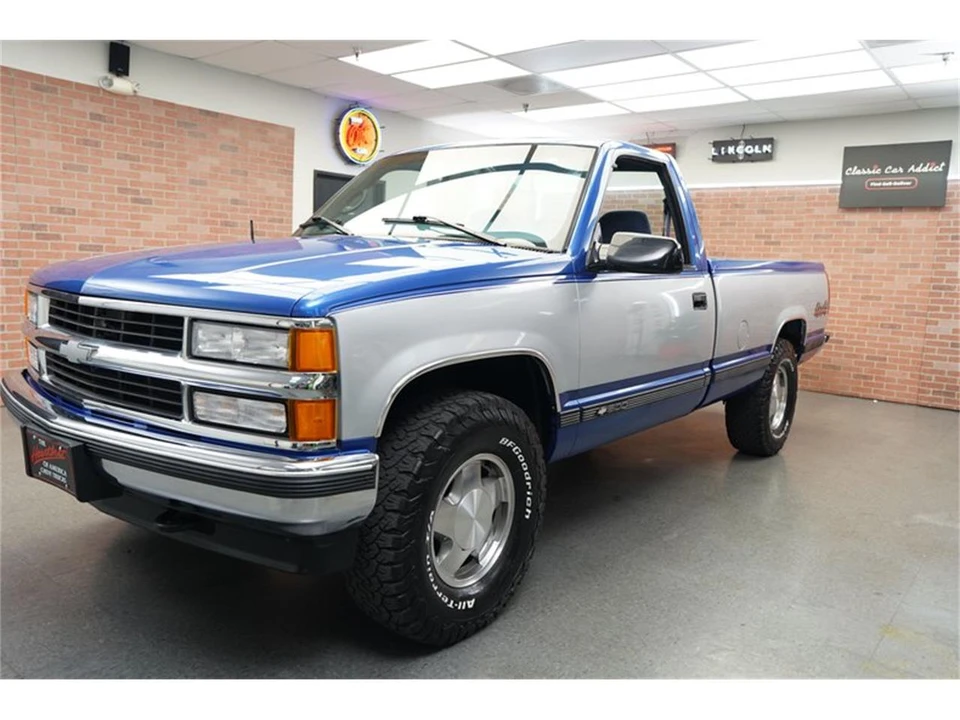 1997 Chevrolet C/K 4th Gen - Image 2 of 31