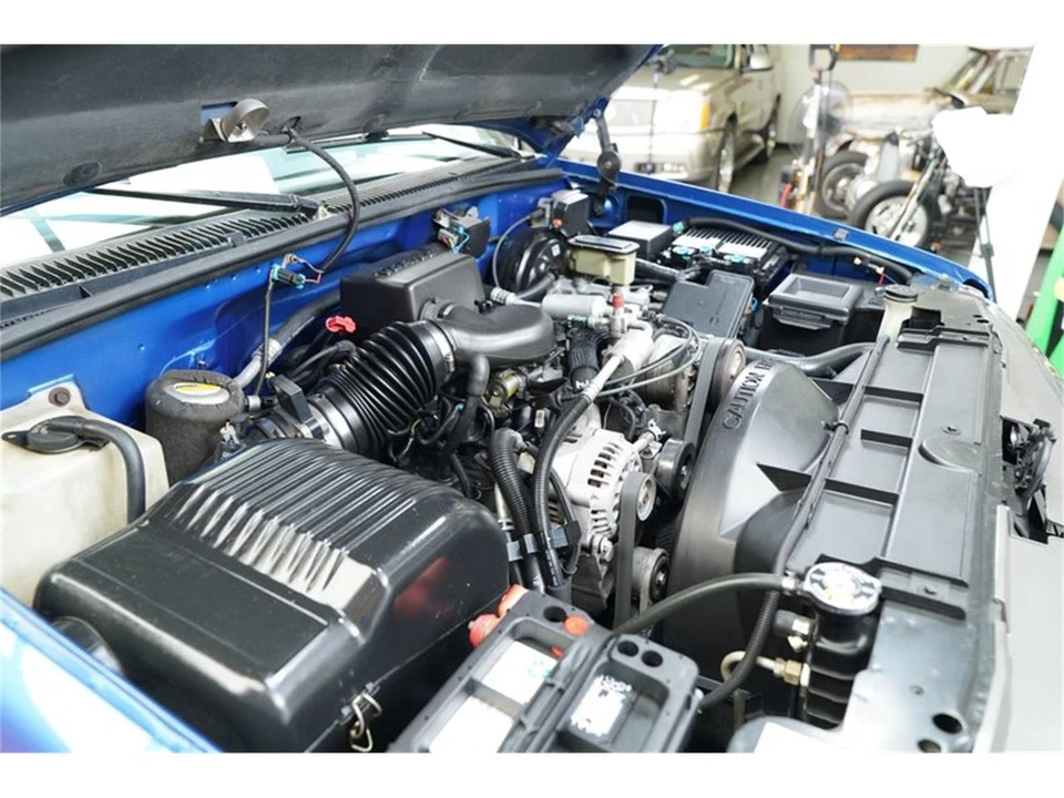 1997 Chevrolet C/K 4th Gen - Image 18 of 31