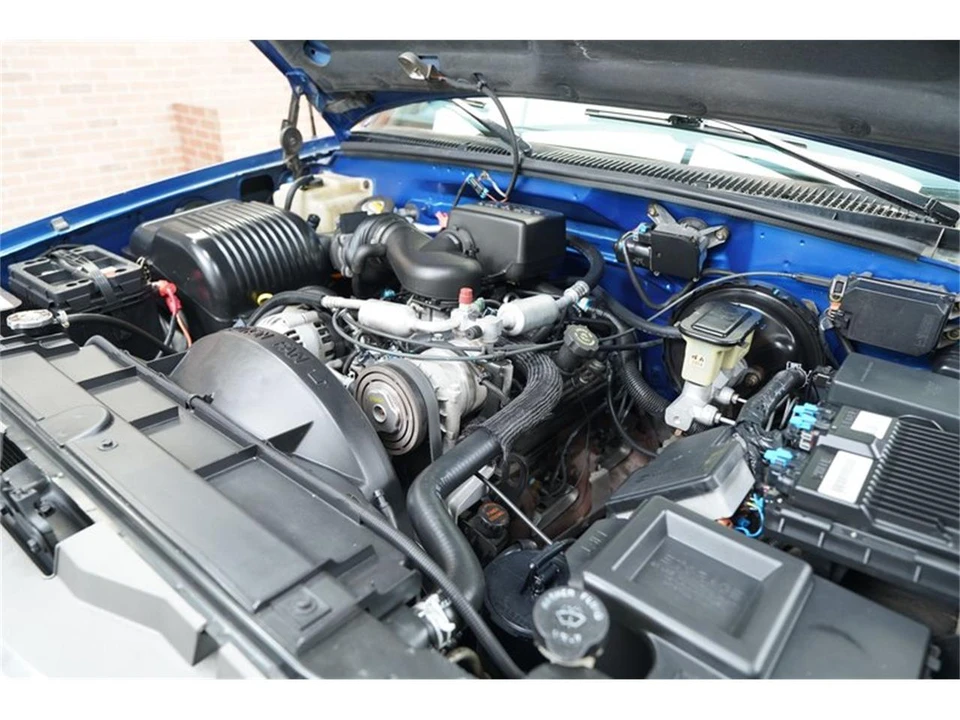 1997 Chevrolet C/K 4th Gen - Image 15 of 31