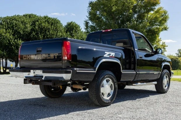 1997 Chevrolet C/K 4th Gen - Image 2 of 7
