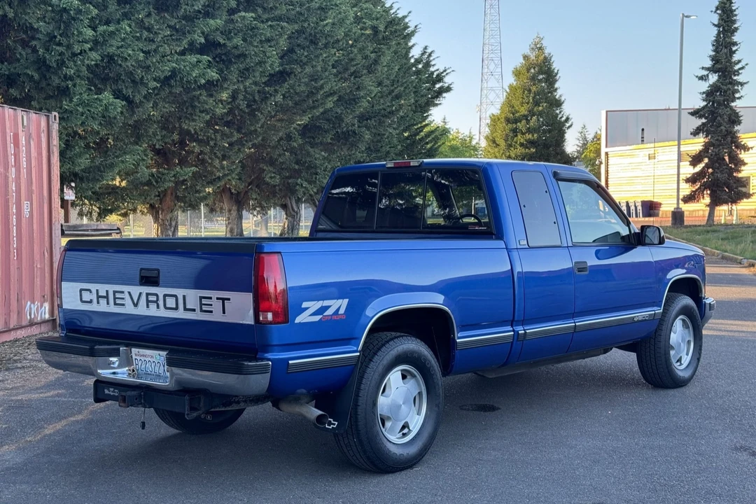 1997 Chevrolet C/K 4th Gen - Image 10 of 31