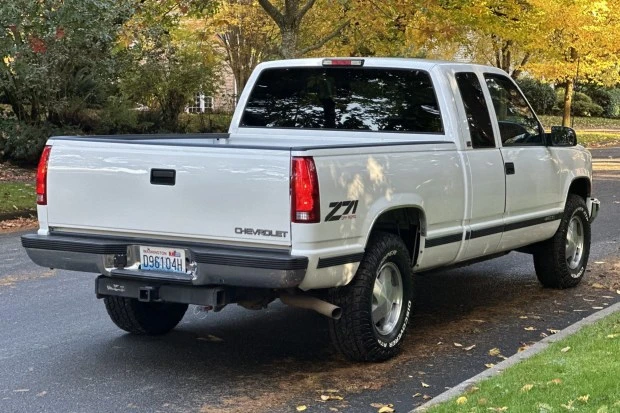 1997 Chevrolet C/K 4th Gen - Image 2 of 7