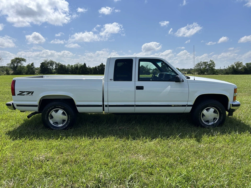 1997 Chevrolet C/K 4th Gen - Image 7 of 31