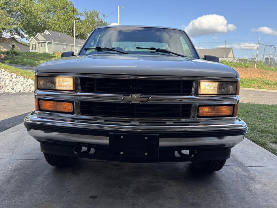 1997 Chevrolet C/K 4th Gen - Image 4 of 31