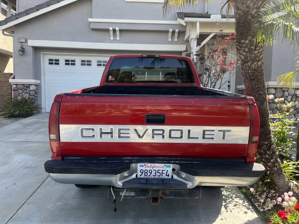 1997 Chevrolet Silverado - Image 8 of 31