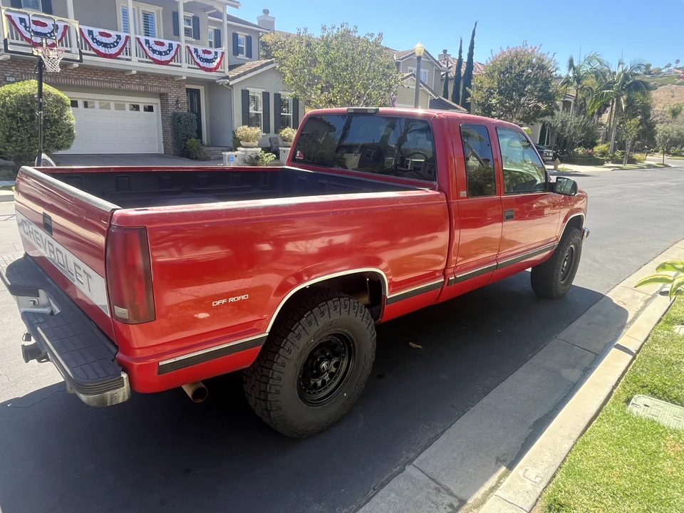 1997 Chevrolet Silverado - Image 9 of 31