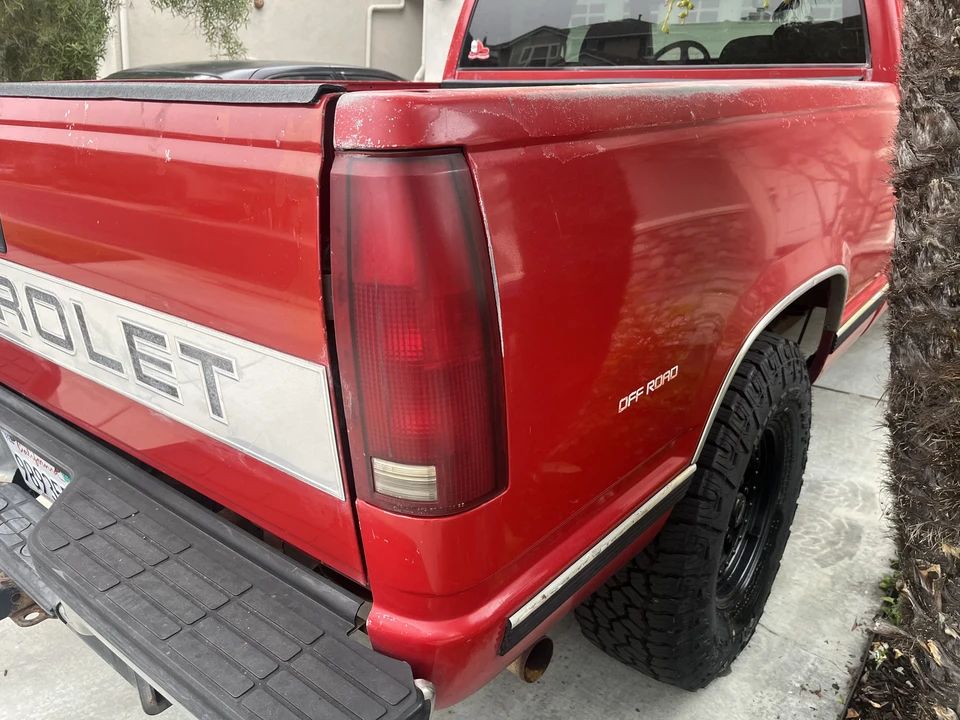 1997 Chevrolet Silverado - Image 22 of 31